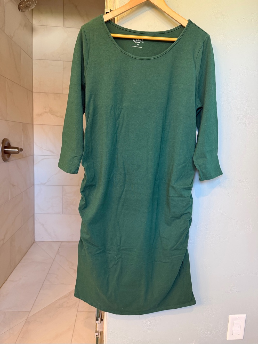Isabel Maternity by Ingrid & Isabel Forest Green 3/4 Sleeve Midi Dress - Size XL